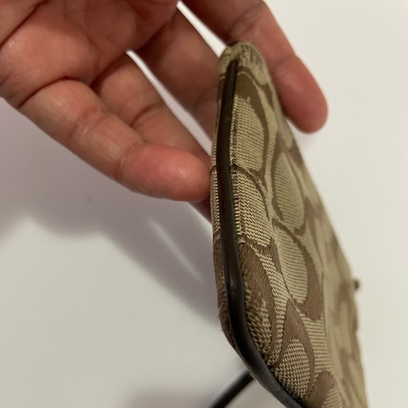 🌸COACH small zip wallet🌸 - Picture 7 of 12